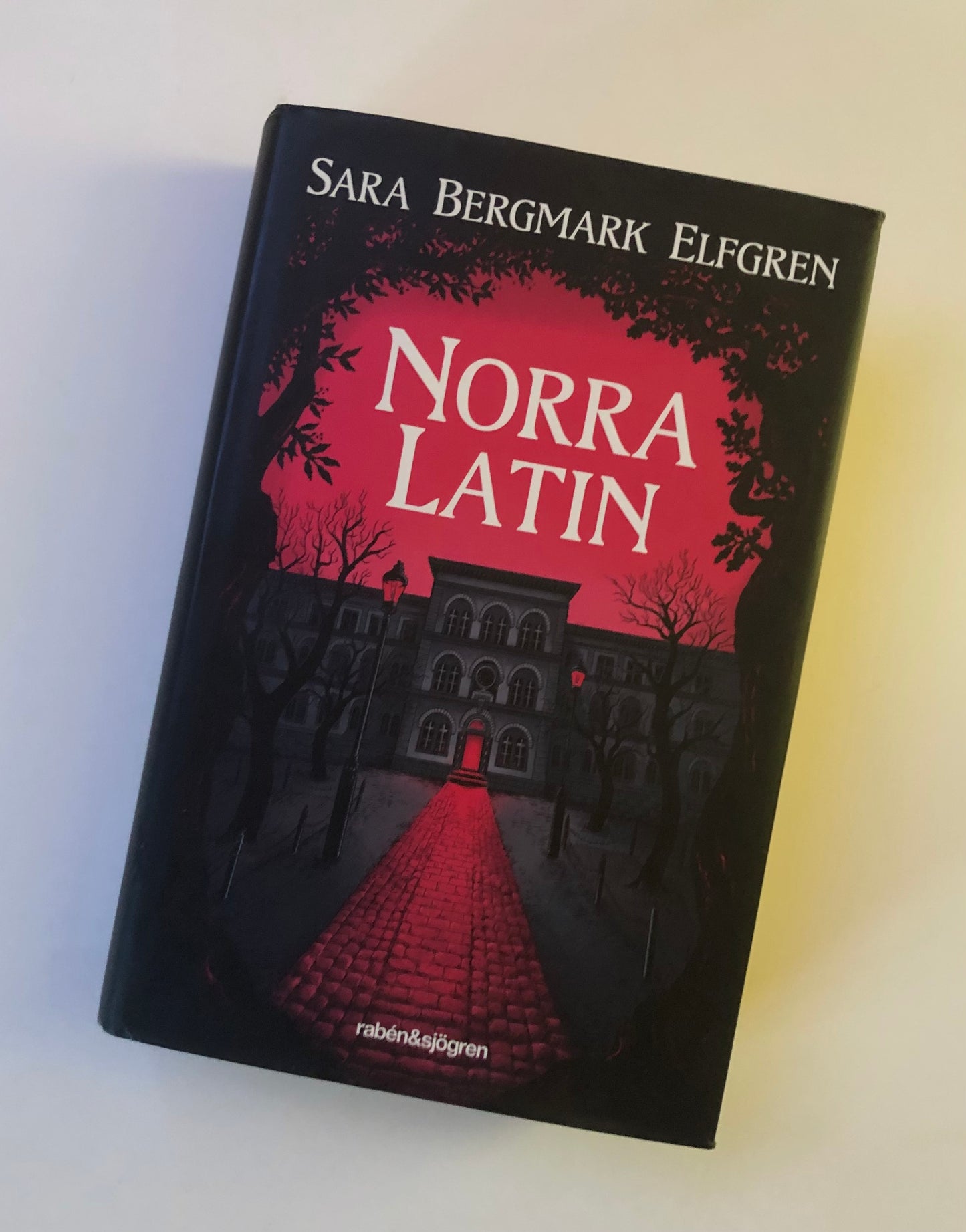 Norra Latin – Begagnad